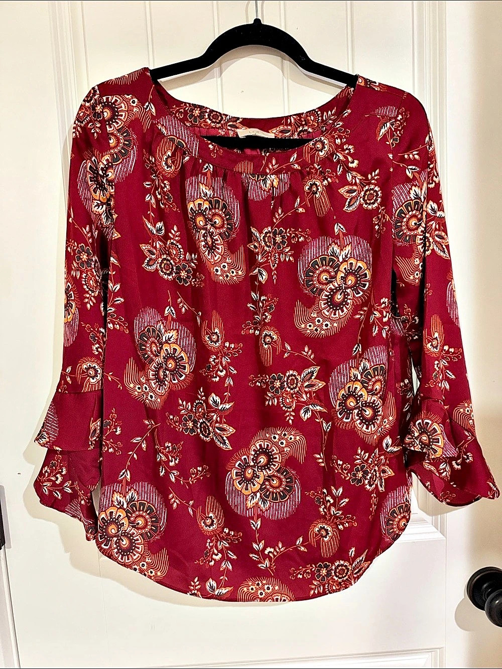 LOFT Blouse in rust with sleeve detail Size Small Like New